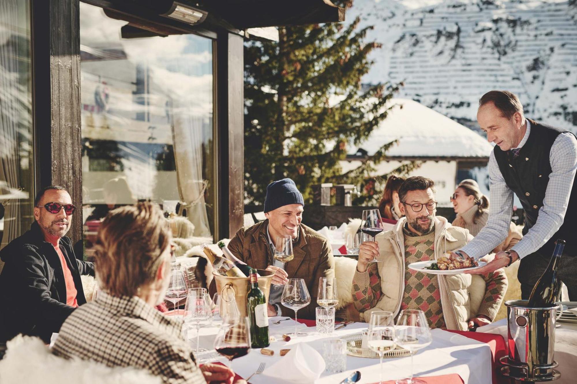 Burg Hotel Oberlech Exterior photo
